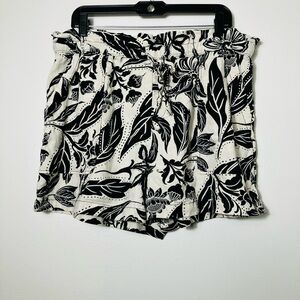 Who What Wear Linen Blend Shorts Women’s XL Black And White‎ Pull On Beach Boho